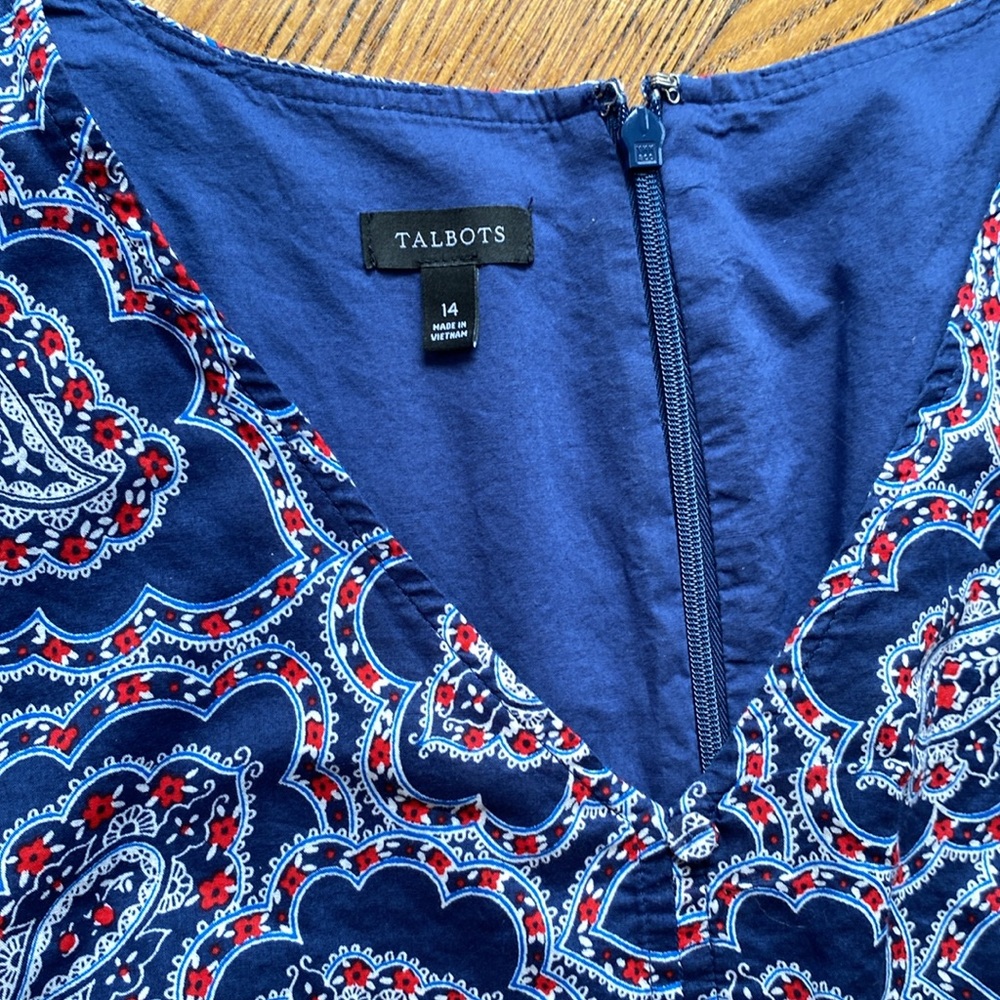 Talbots women’s dress size 14. Red White and Blue paisley. - Picture 2 of 4